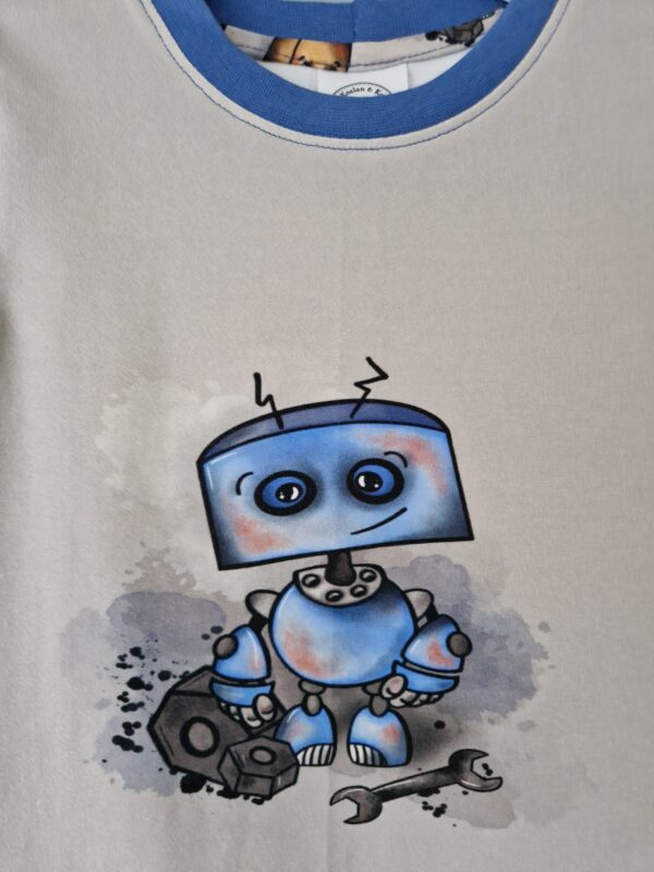 T-shirt storlek 104 - Image 2