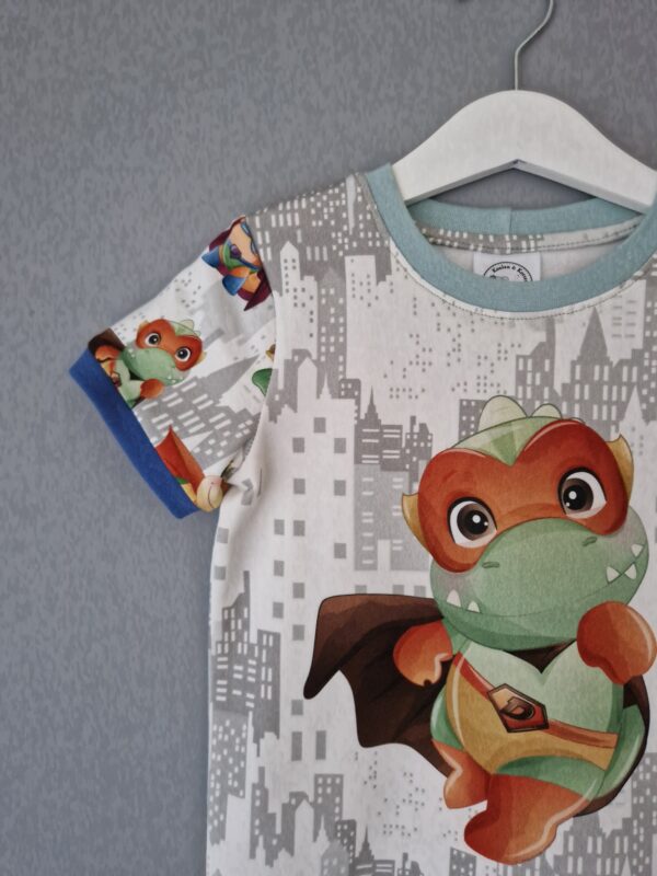 T-shirt storlek 104 - Image 3