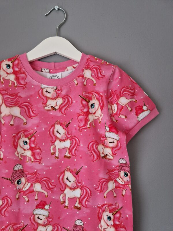 T-shirt storlek 116 - Image 2