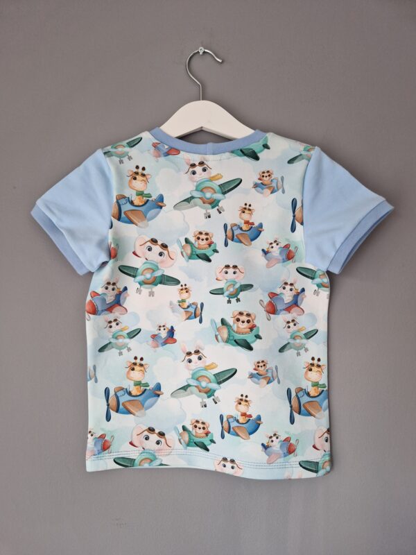 t-shirt med kanin