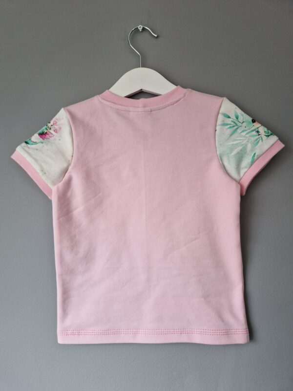 t-shirt barn