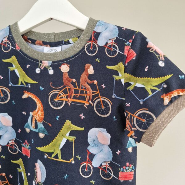 T-shirt storlek 104 - Image 2