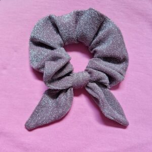 Scrunchie med rosett